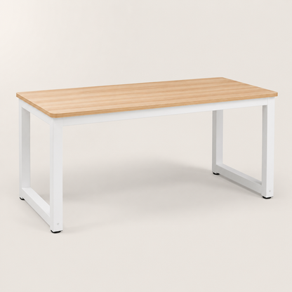 Nordisk egetræsskrivebord