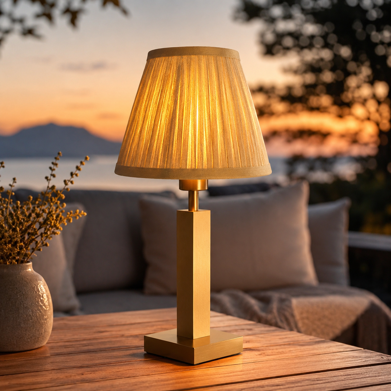 Nordvior Trådløs Bordlampe med Varmt Stemningslys