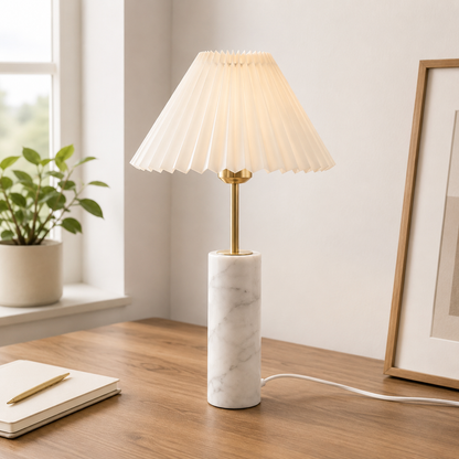 Bordlampe i naturlig marmorstil