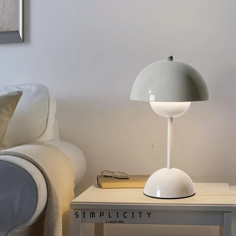 Trådløs bordlampe med minimalistisk design