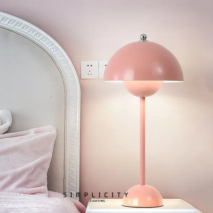 Trådløs bordlampe med minimalistisk design