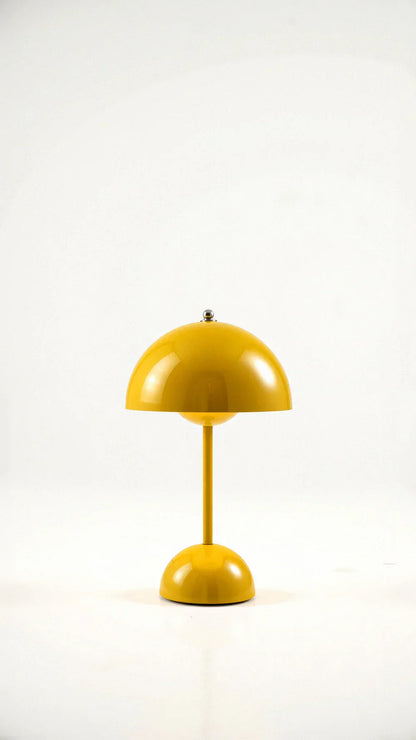Trådløs bordlampe med minimalistisk design
