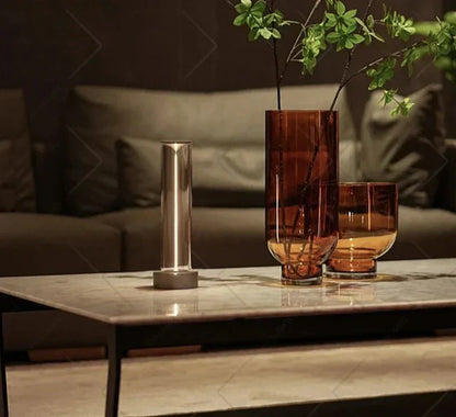 Noctira Bordslampa – Dimbar LED Bordslampa med Touchkontrol i Sort Design