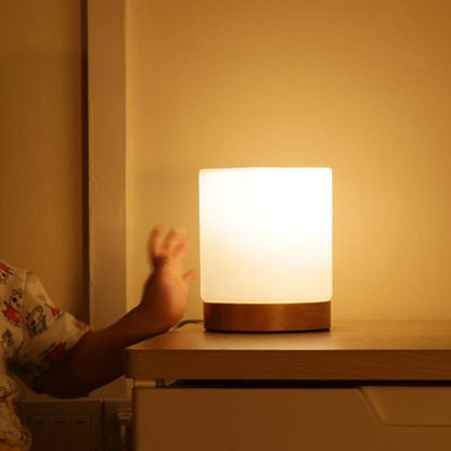 LumaTouch Mini – Elegant Glas Bordslampe med Touch og 360° Belysning
