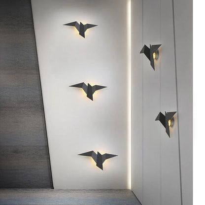 Moderne LED-væglampe med origami-fugl