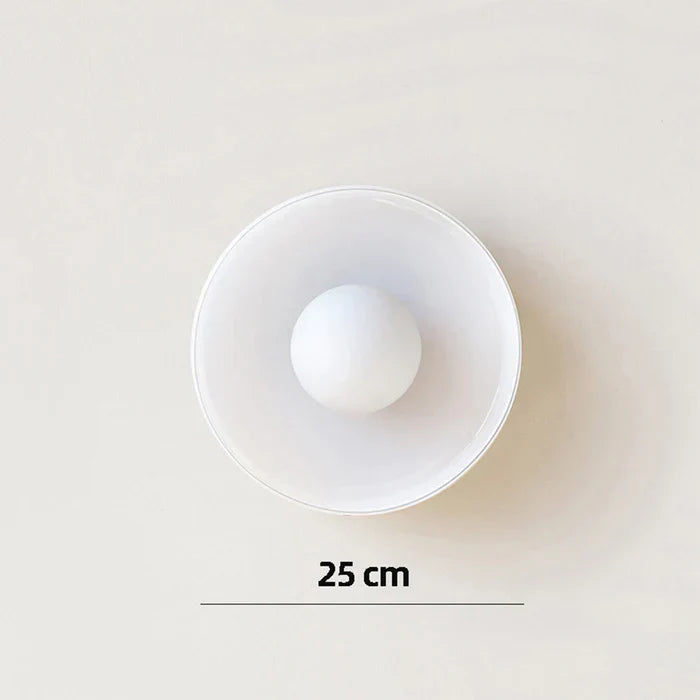 Moderne loftlampe i glas med minimalistisk design
