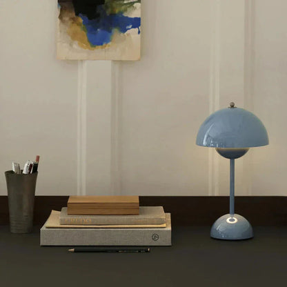 Trådløs bordlampe med minimalistisk design