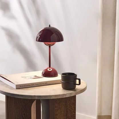 Trådløs bordlampe med minimalistisk design