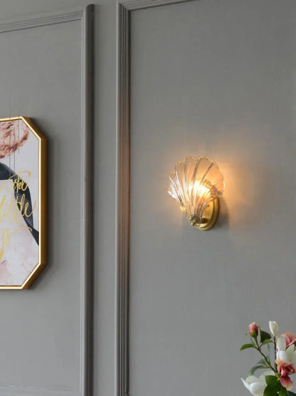 Væglampe med muslingeform og LED